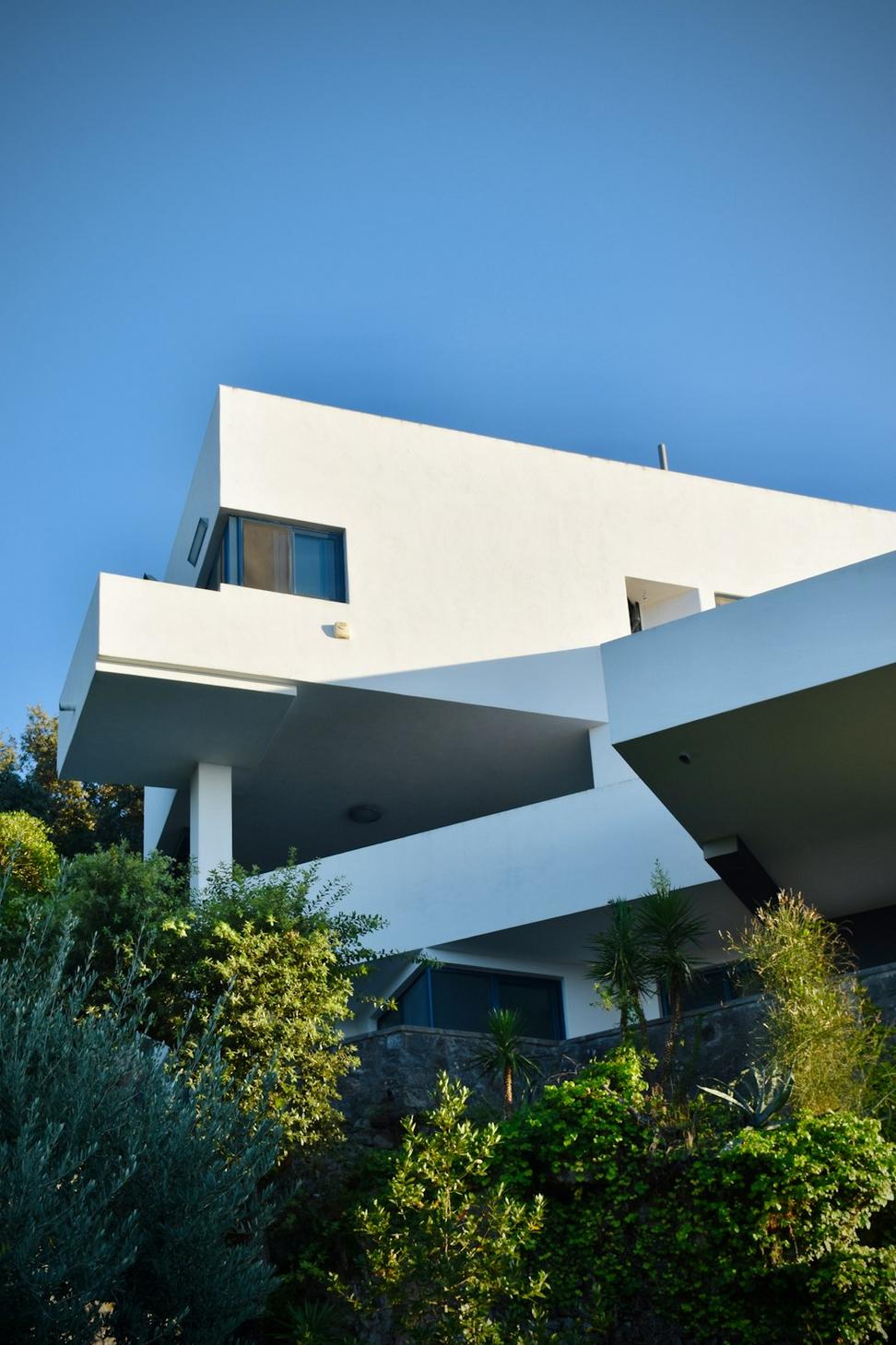 Lakeshore Residence